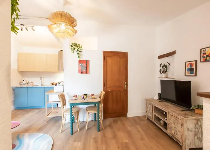 #36 Staywiz Us - Bright Eagle Nest Old Town 5 Mins From Sea Ac Wifi Daire *
