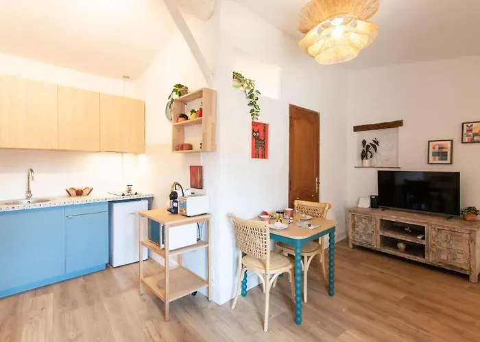 #36 Staywiz Us - Bright Eagle Nest Old Town 5 Mins From Sea Ac Wifi Daire *