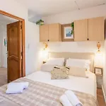 Apartment #36 Staywiz Us - Bright Eagle Nest Old Town 5 Mins From Sea Ac Wifi Nice